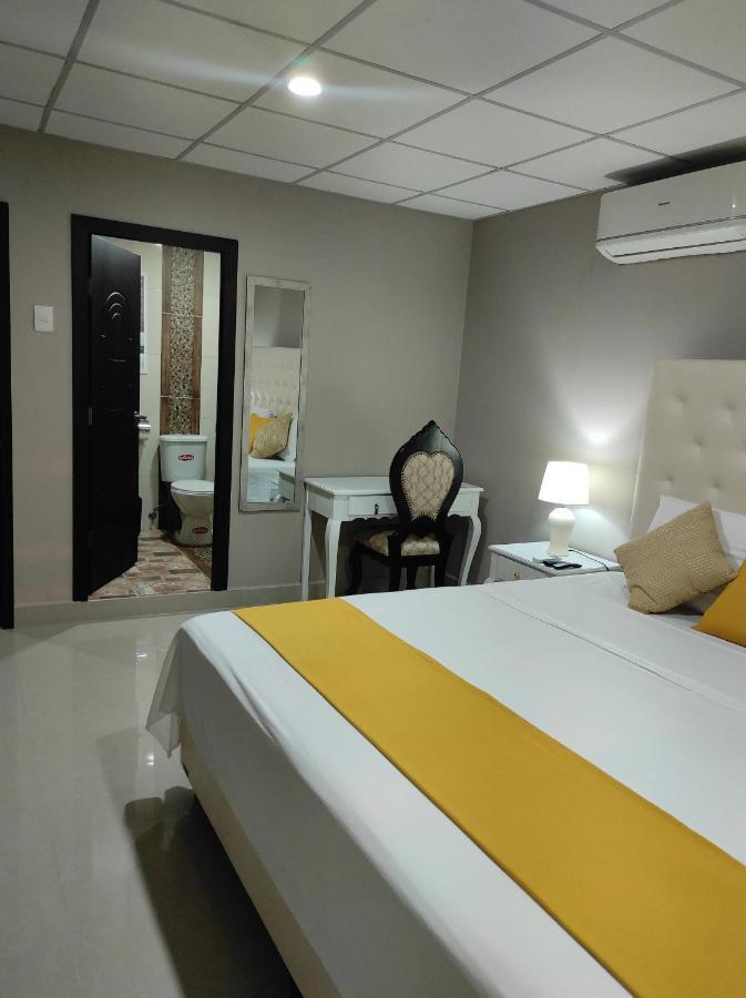 Royalinn Guayaquil Dış mekan fotoğraf